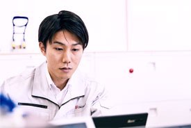 Schedule 一日の流れ 本社へ戻り、社内業務