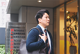 Schedule 一日の流れ 出社風景